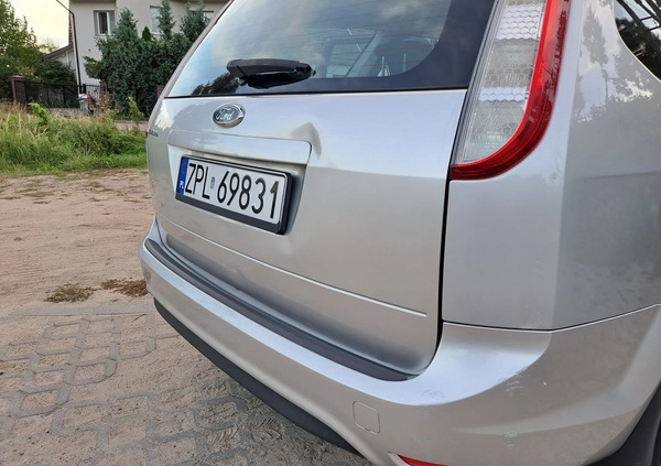 Ford Focus cena 9999 przebieg: 242800, rok produkcji 2010 z Choroszcz małe 352